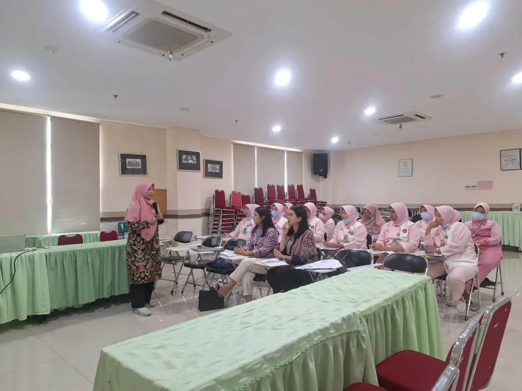 Training Instruktur Klinik, Pelatihan Instruktur Klinik, pembimbing klinik, bimbingan klinis, standar akreditasi