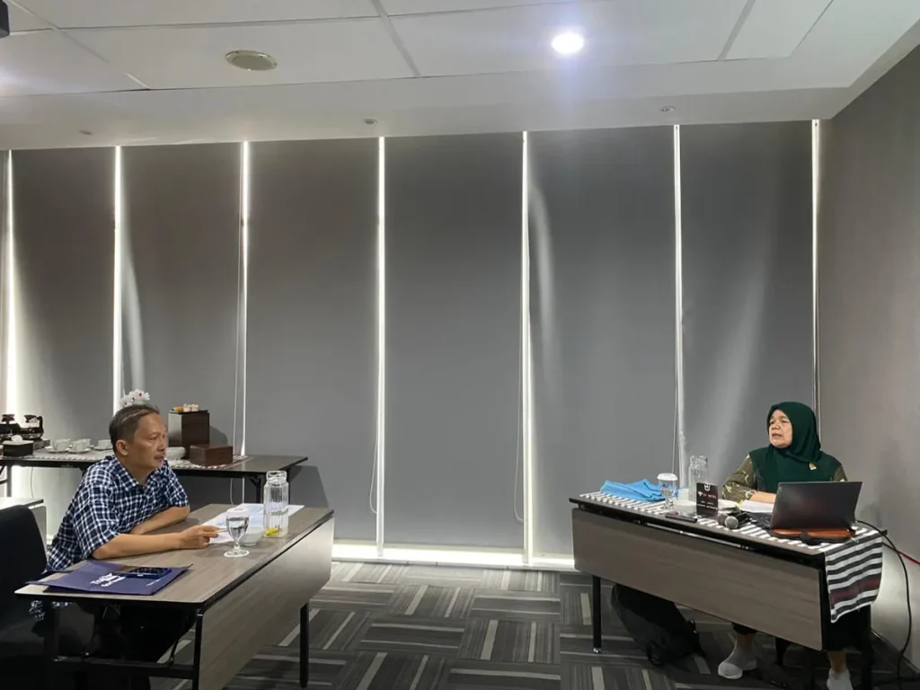 Training CSSD (Central Sterile Supply Department) Training CSSD, Pelatihan CSSD, prosedur sterilisasi, instrumen bedah, keselamatan pasien