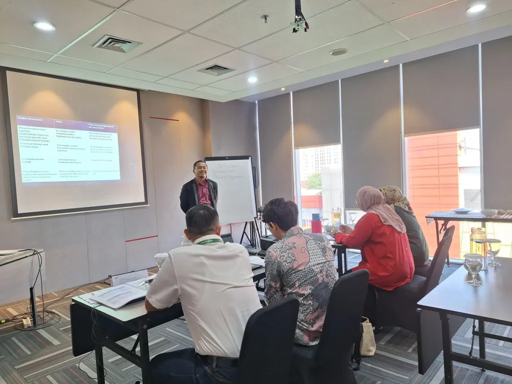 Training Manajemen Linen dan Laundry Rumah Sakit, Pelatihan Manajemen Linen, Infeksi Nosokomial, Limbah Infeksius, Keselamatan Pasien