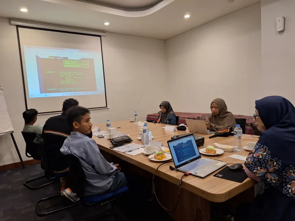 Training Basic Trauma, Pelatihan Basic Trauma, Tenaga kesehatan, Kecelakaan kerja