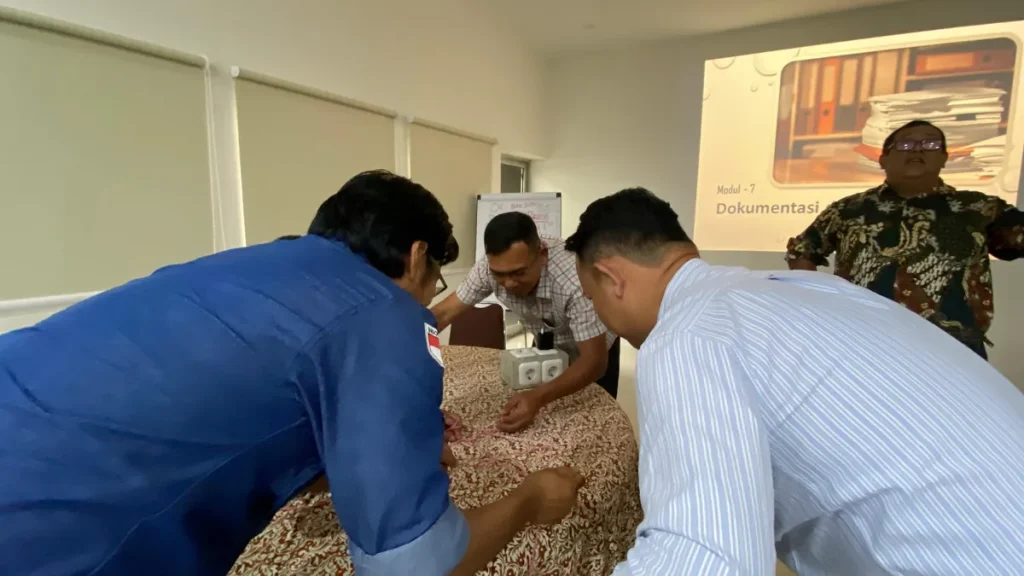 Training Effective Business Presentation Skill, Pelatihan Business Presentation Skill, berbicara di depan umum, presenter bisnis, menyusun narasi