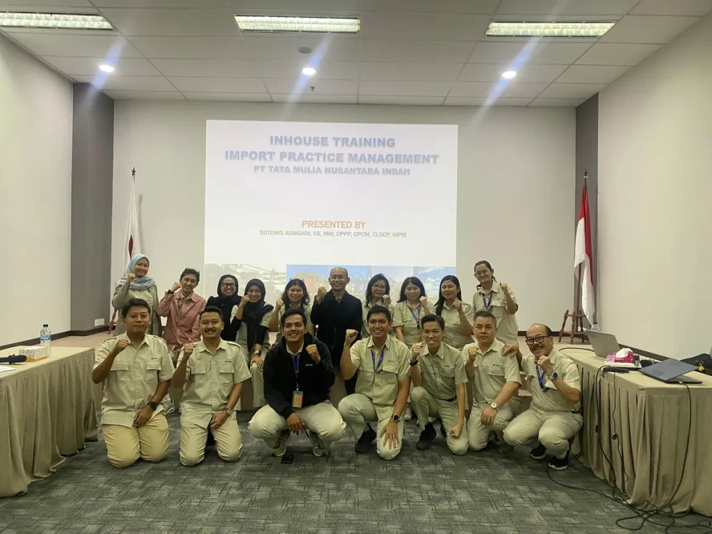 Pelatihan Export Import, HS Code, Regulasi bea cukai, Rantai pasok global