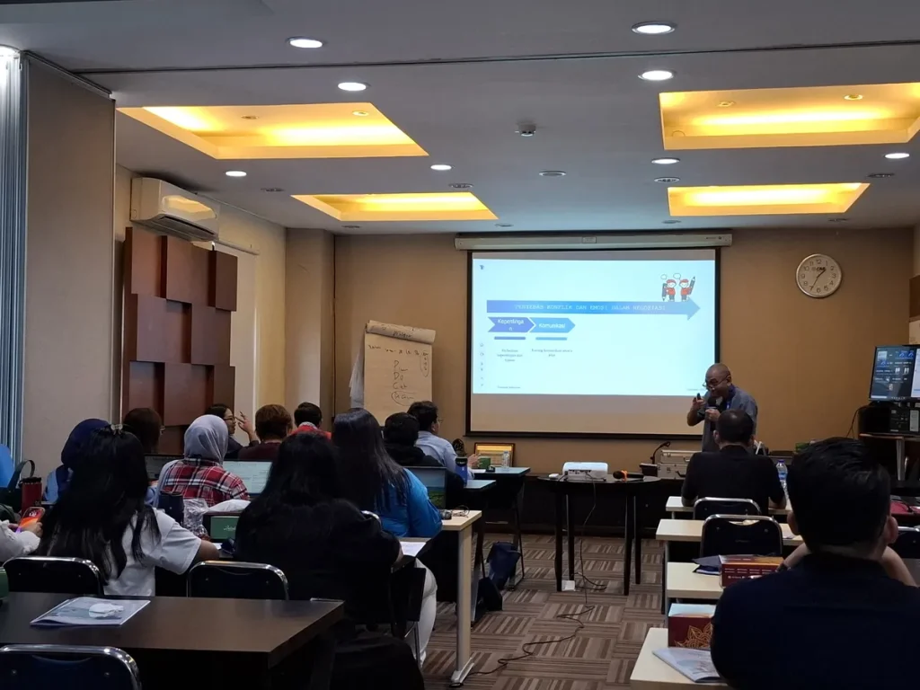 Training Comprehensive Managerial Skills, Pelatihan Managerial Skills, manajemen lini tengah, mengelola tim, mencapai KPI